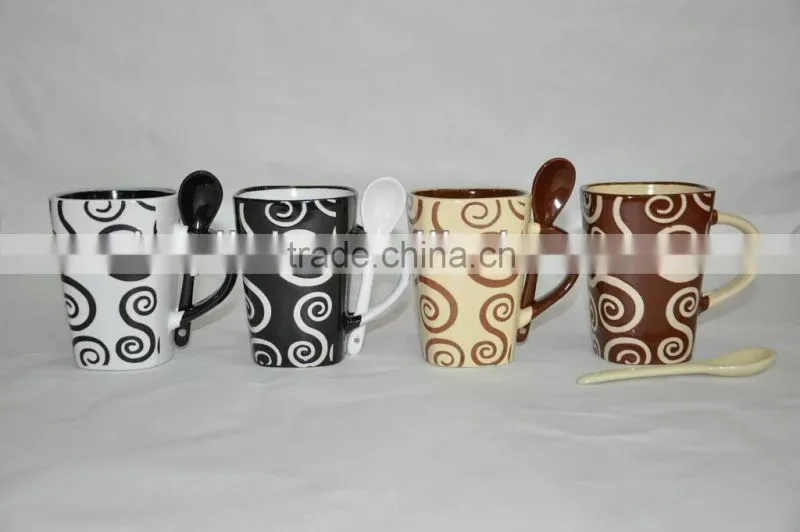 11oz stoneware hand-painted mug with spoon