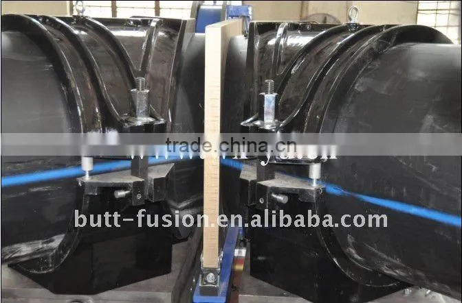 Elbow fitting welding machine