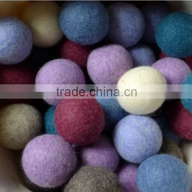 Felt Laundry Balls in 100%natural wool
