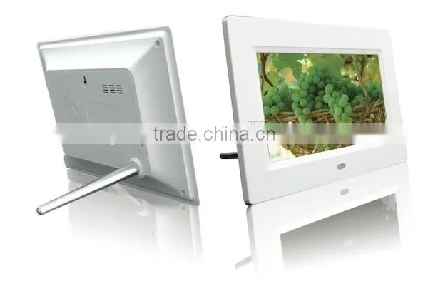 7 inch digital photo frame with muti function