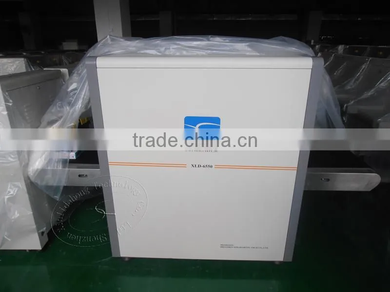 X ray baggage scanner with alarm by sounds and light for airport