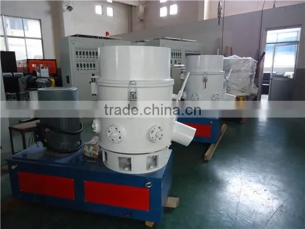 Big capacity plastic film agglomerator with belt conveyor