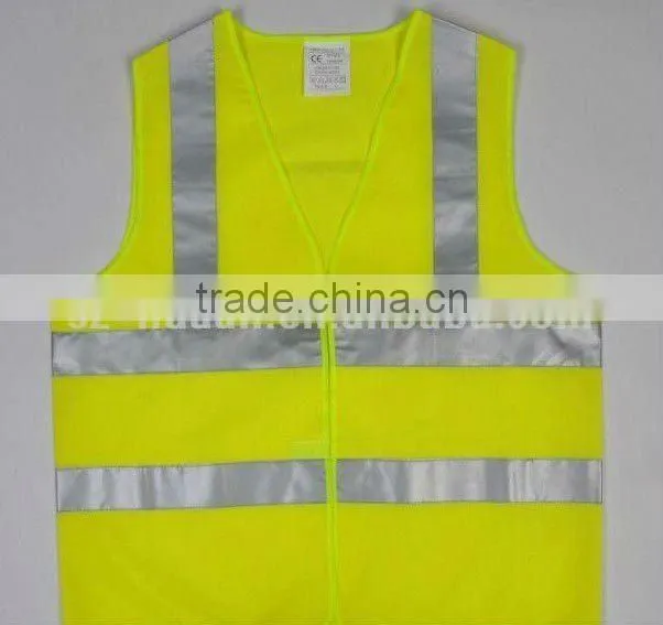 Green/Red ventilate high visibility reflective vest