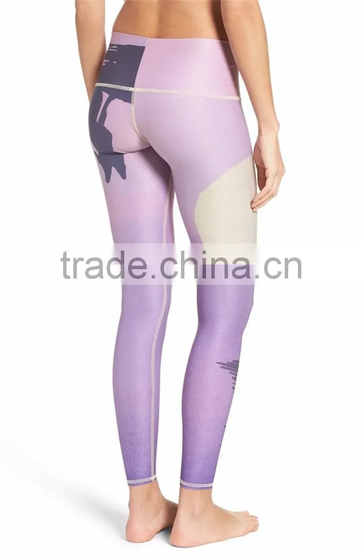 Digital Print Custom Pattern Women Coyote Moon Dawn Hot Pant Leggings Fitted Yoga Pants
