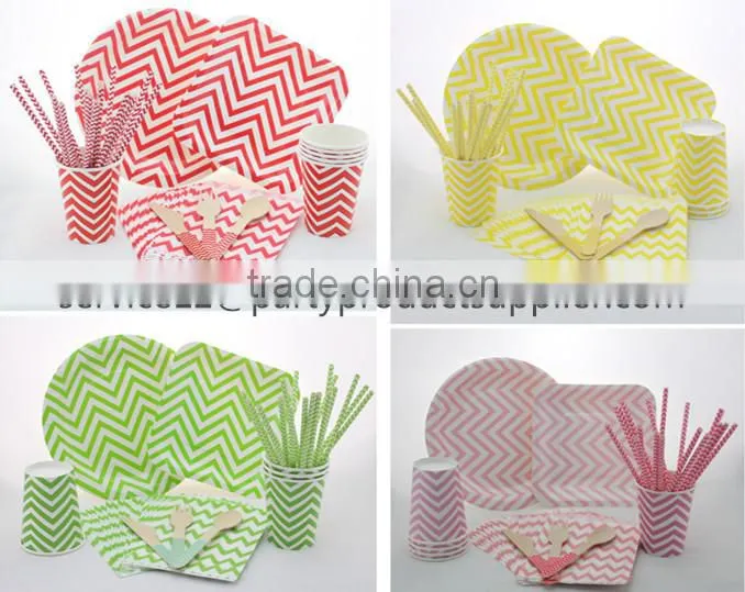 6.5 Inches Red Polka Dot Printed Wooden Spoons Utensils