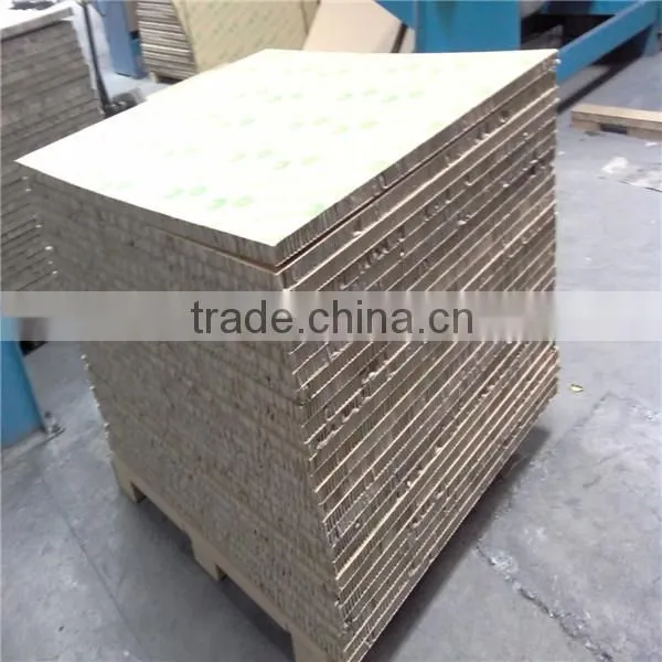 Euro size wrapped paper edge protectors around paper pallet rack load capacity