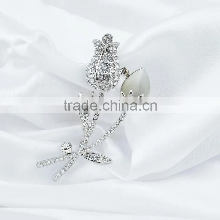 Personalized Flower Design Metal Gold Lapel Pin For Sales