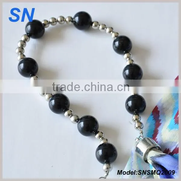 Beads chain pendant scarf color texture design scarf