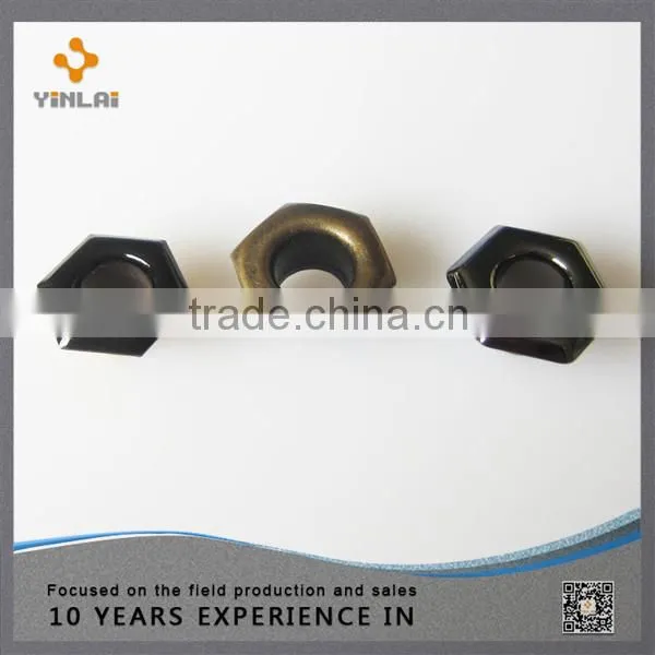 classic brass eyelets with washer