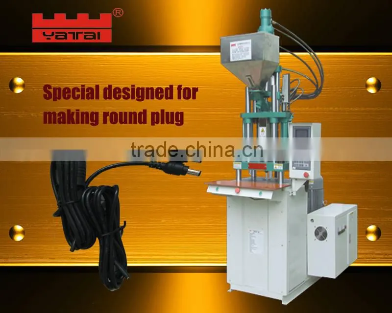 Round plug injection molding machine
