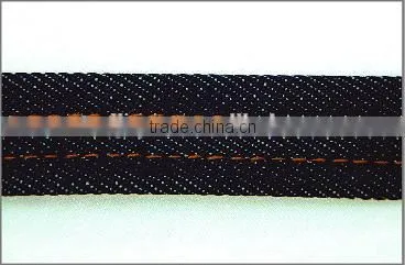Belt Loop Making Sewing Machine with Front Fabric Cutter / KANSAI SPECIAL INDUSTRIAL SEWING MACHINE B2000PC TYPE