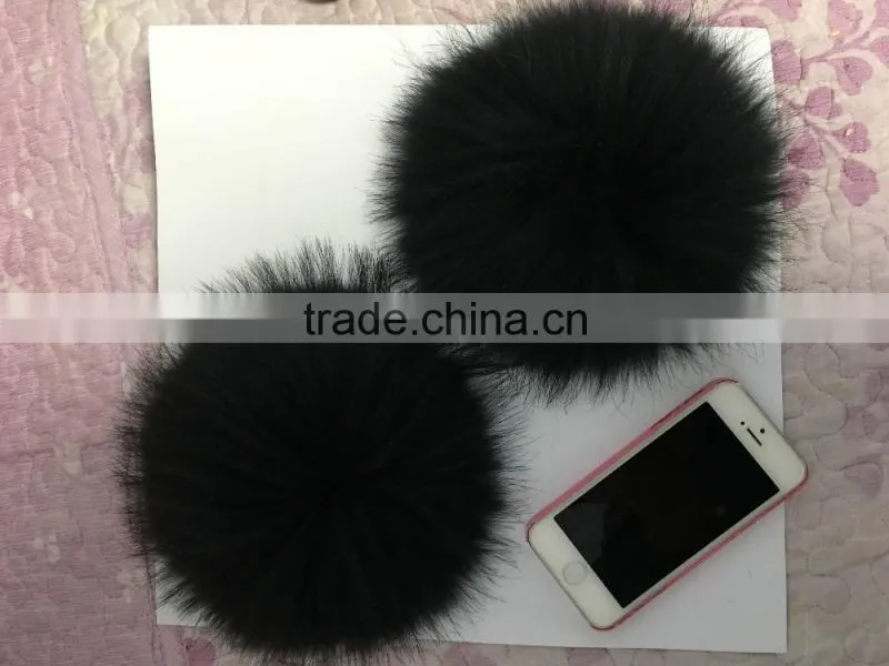 natural fur pompoms / fur bobbles / wholesale raccoon fur pom poms