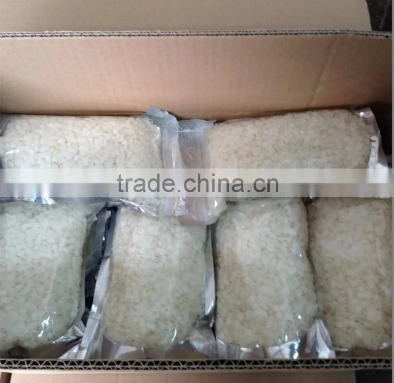 Bleached white beeswax pellets