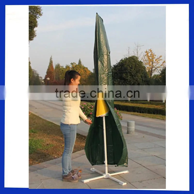 Green PE waterproof and dustproof umbrella cover
