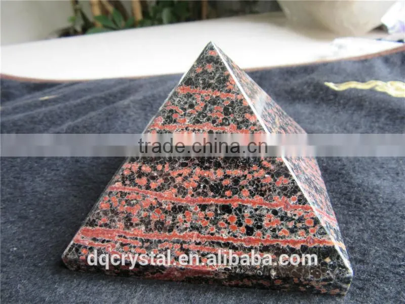 2015 new coming Labradorite pyramid factory direct