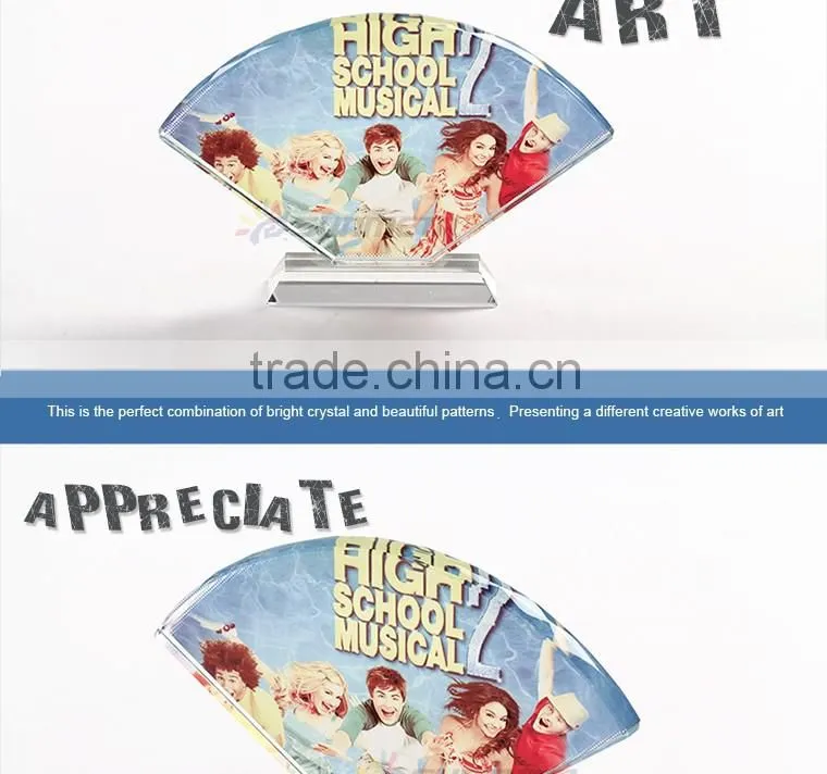 2016 Best Souvenir Gifts Fan-shaped Crystal
