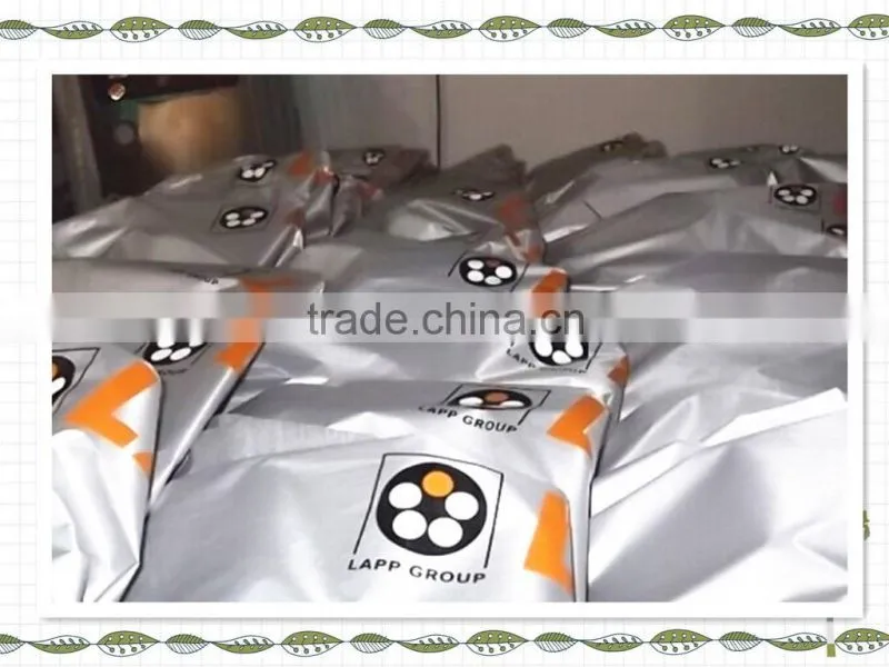 Black color 100% polyester universal fitted car cover