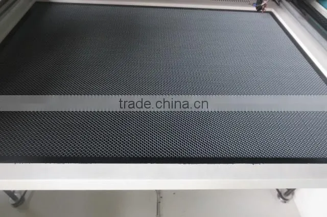 jinan Donglian 4060 pcb laser engraving machine wood with air filter 10 years manufacture