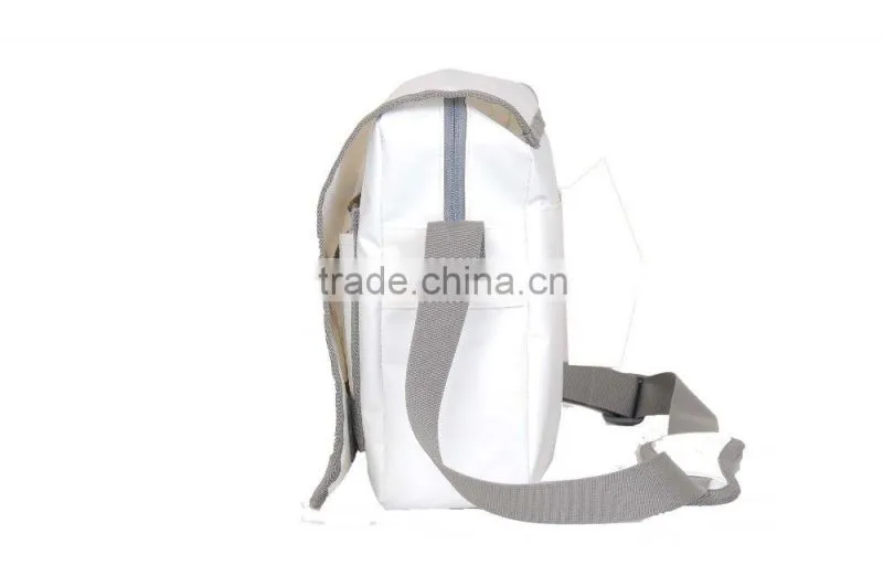 China Supplier Waterproof Traveling Sling Bag For Man