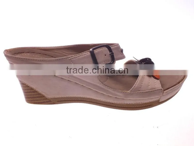 High quality ladies comfort slipper in guangzhou factory