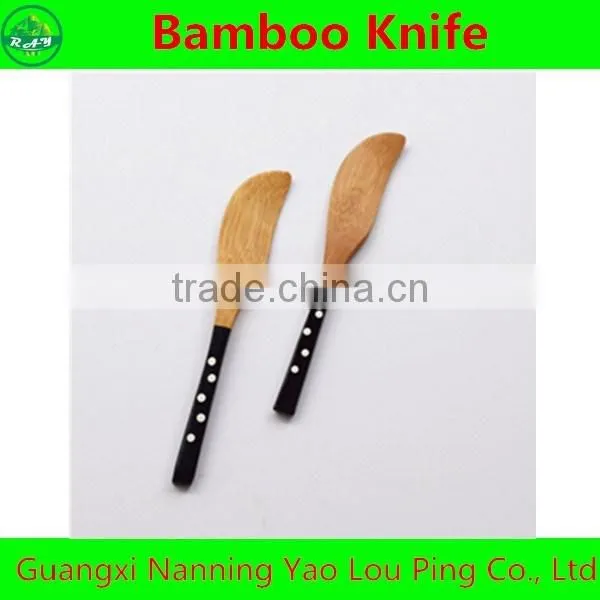 color knife fork spoon