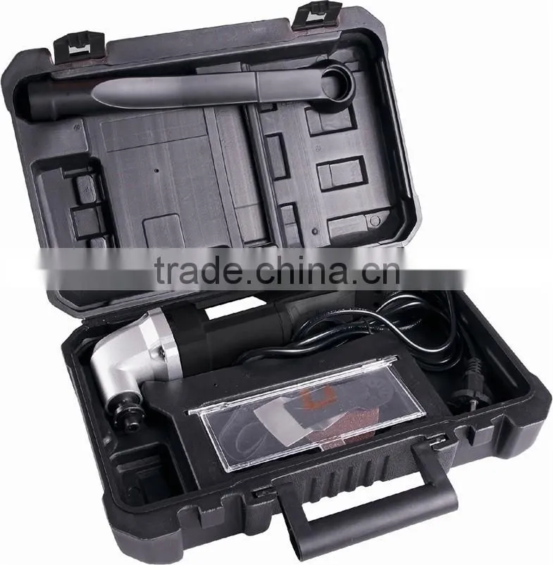 300w Oscillating Multi Tool with 15 piece accessory set and Carry Case with hand 351753