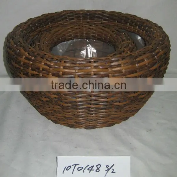 ball shape pe rattan woven planter with pvc linner