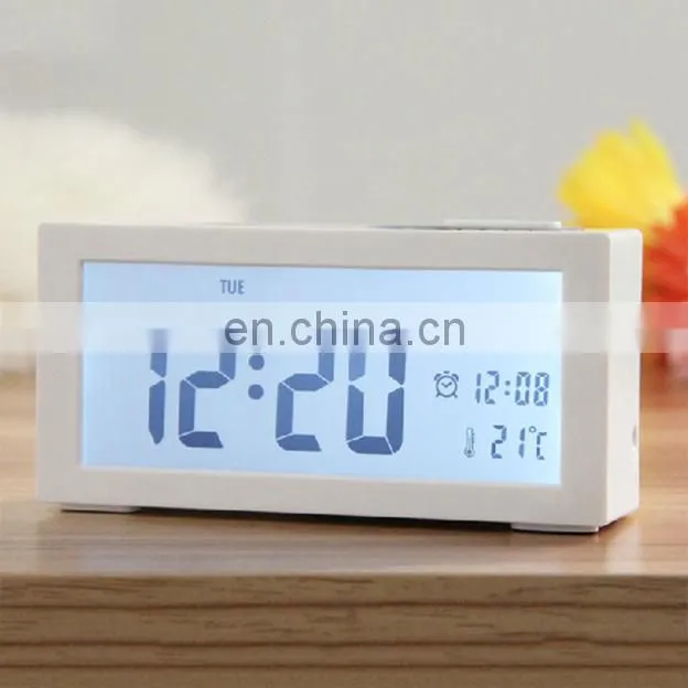 2017 new large LCD electronic digital morning clock with calendar and temperature for home