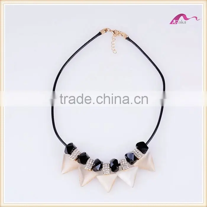 Hot Sale Fashion Jewelry Gold Plated Choker Necklace With Big Crystal