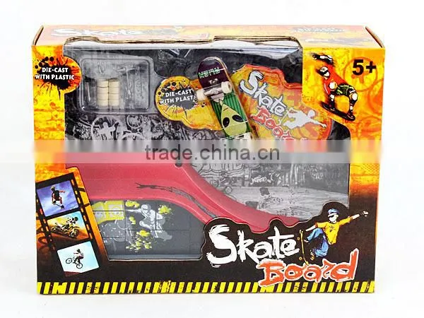 Toy Finger Skateboard Fingerboard With Ramp