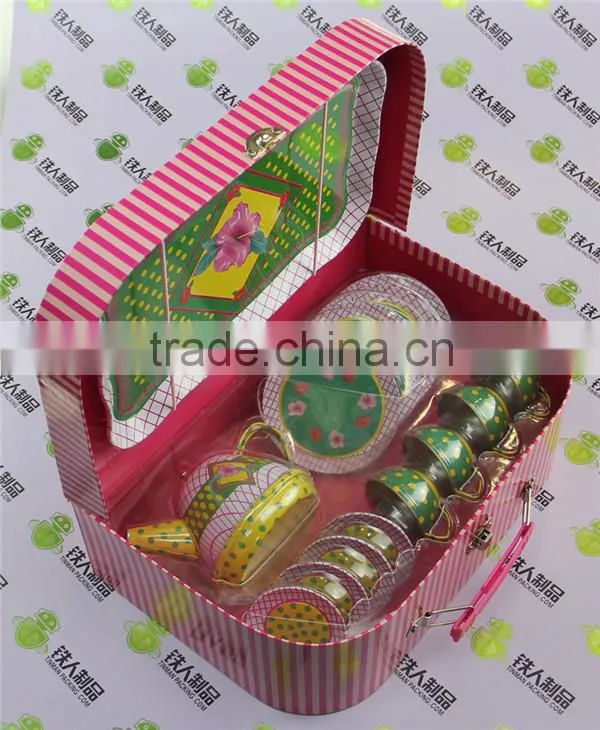 Metal packing tin toys