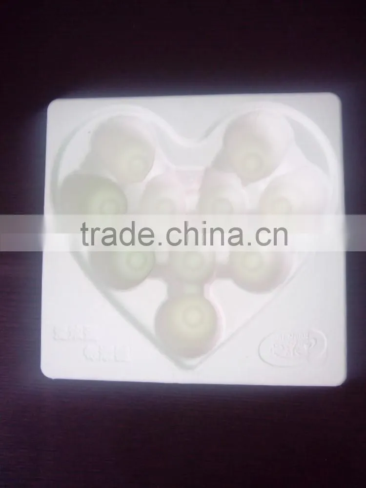 heart-shaped paper molded pulp trays environmentally friendly for eggs