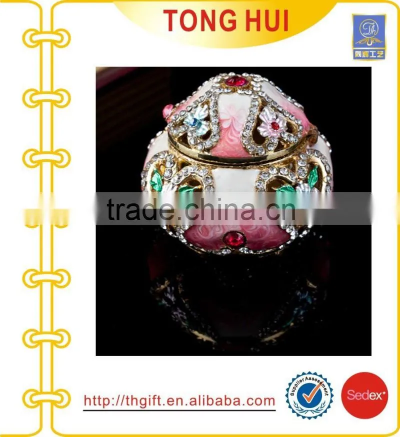 European high-grade gold-plated jewelry box painted