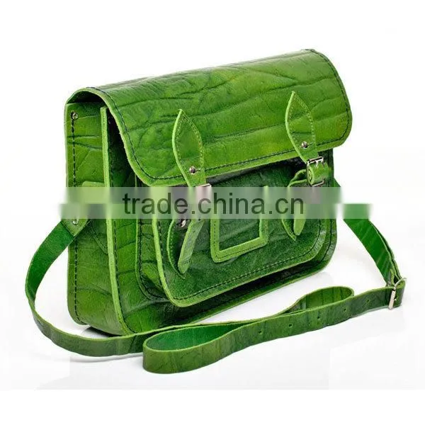 Hot selling free patterns for leather bags best messenger bag for college