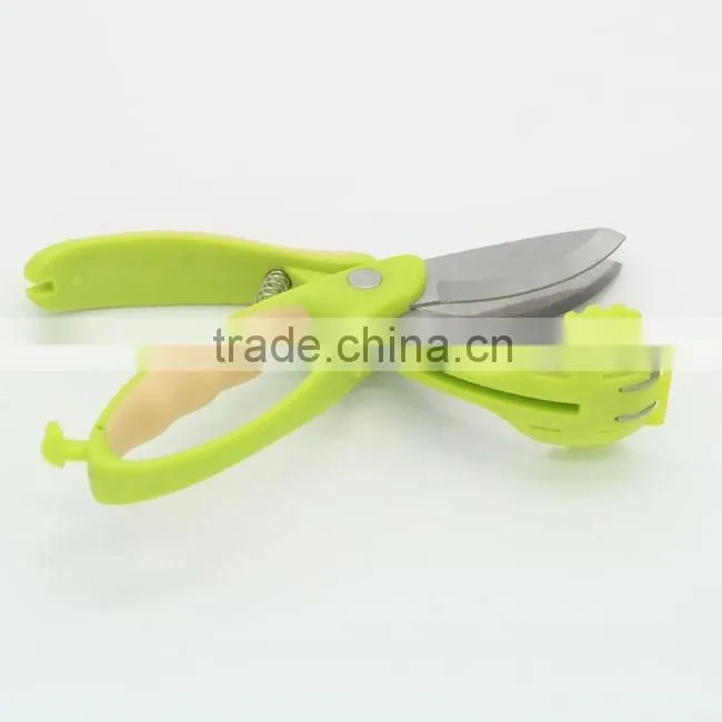 Salad Slicer and chopper for Salad
