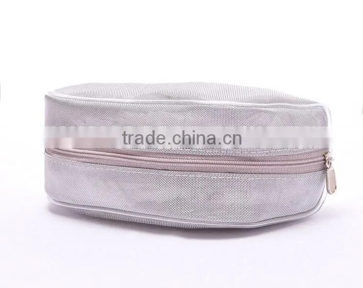 Fashionable Bath Bag With Wrist Handle