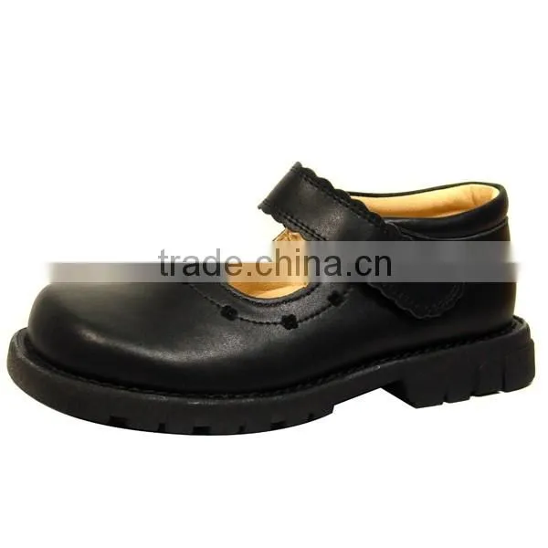 2016 New Design Cute Flower Leather School Shoes for Girls