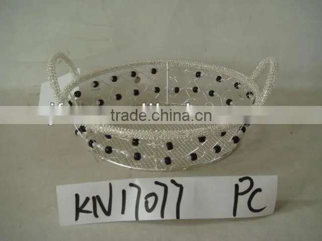 Round flat black pearl wire basket