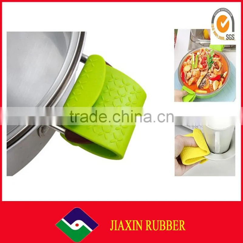 2016 hot sell kitchen baking silicone gloves/silicone finger tips gloves