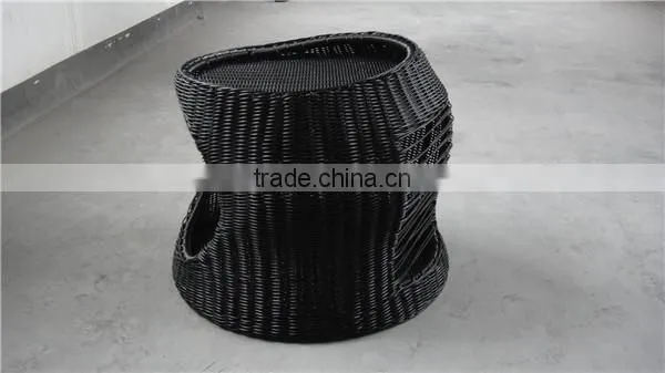 Cheap and elegant PE rattan popular dog bed