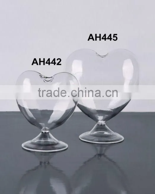 White Tall Glass Vases Wedding Decoration