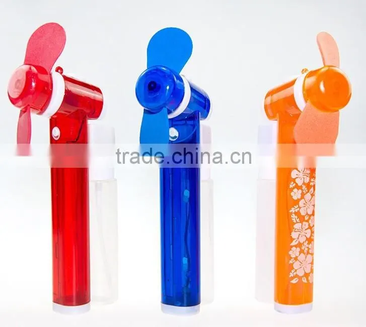 Best quality Mini usb mini desk fan with water mist Plastic Material water mist spray bottle fan