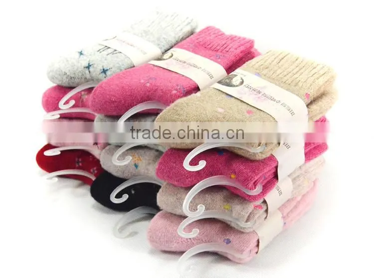 Cute flower printing Wool socks female socks thick warm thick winter socks for women