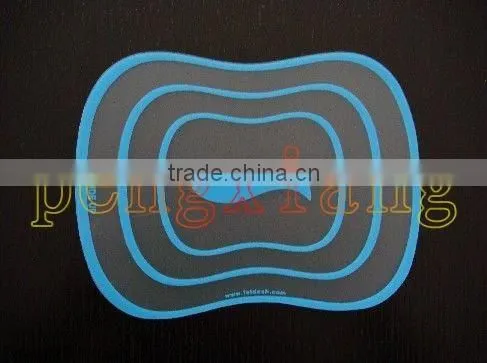 plastic chopping board