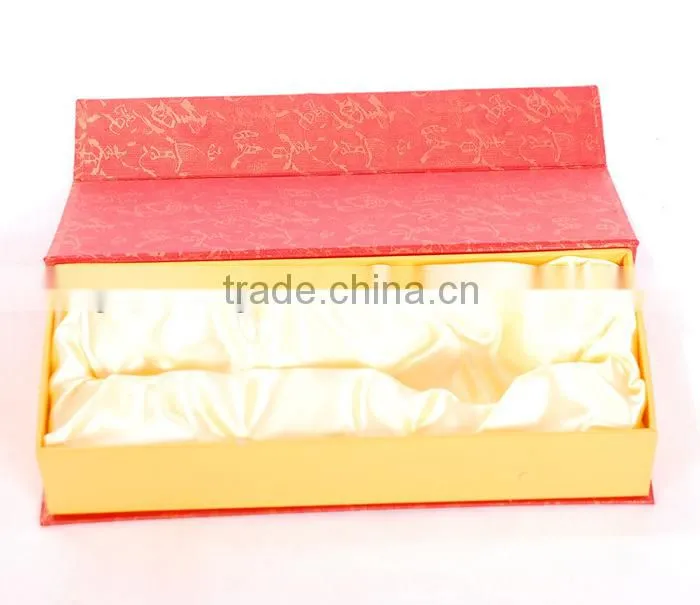 Hot!!! Customized Made-in-China Red Wine Bottle Soft Protect Paper Gift Box(ZDC13-100)