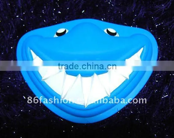 colorful plastic floating mask toys