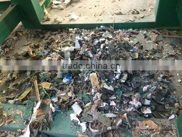 Multifunctional twin shaft wood shredder