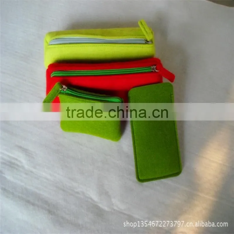 felt coin purse