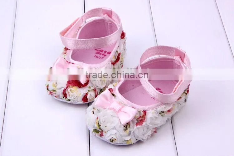 2014 new baby product girls lace flower cotton infant baby shoe newborn lace baby shoes for girls