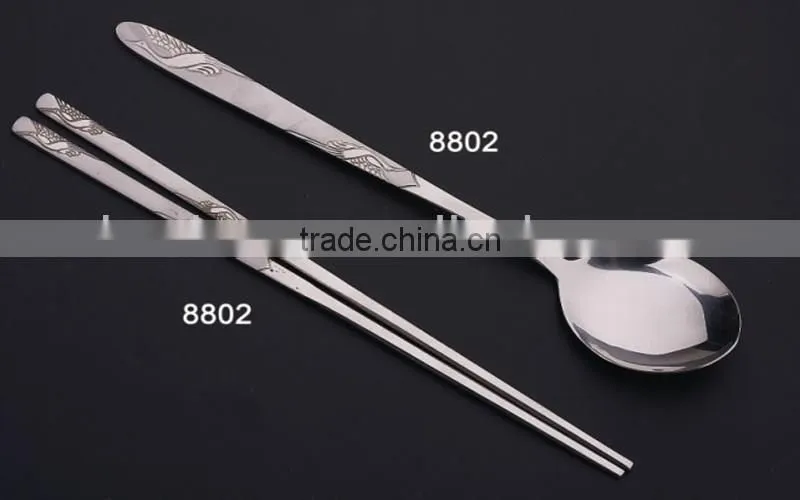 Unqiue and speacil design metal chopsticks and stainless steel spoon